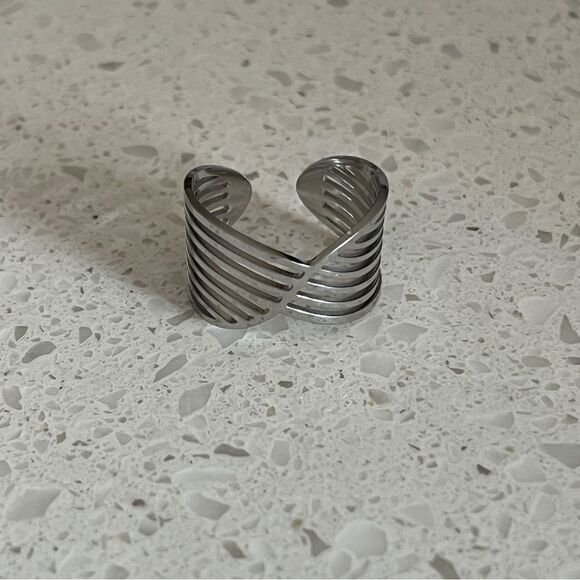 Stainless Steel Geometric Wire Pattern Open Ring - Picture 8 of 10